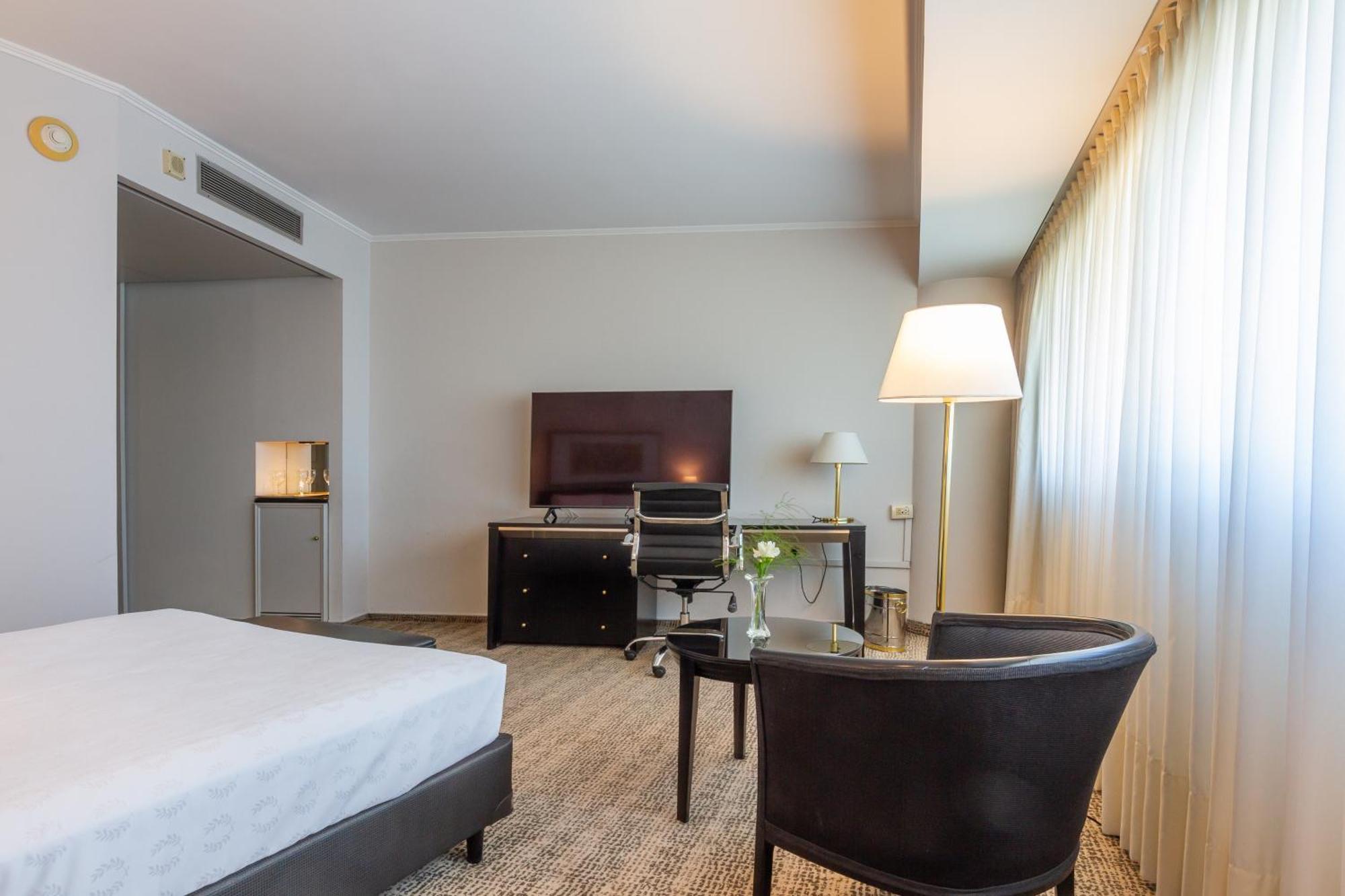 Quinto Centenario Hotel Кордова Экстерьер фото